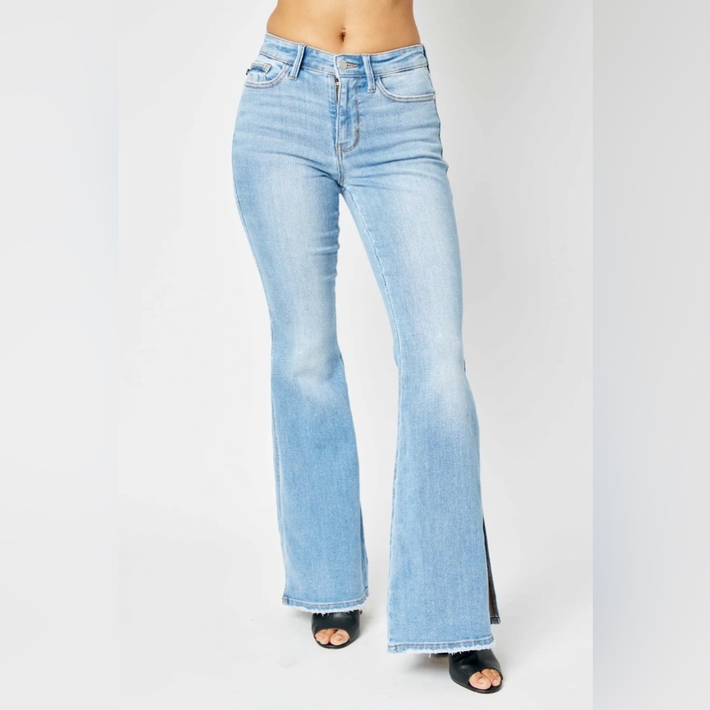NWT Judy Blue Mid Rise Peek-a-Boo Slit Flare Jeans